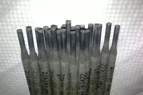 手工焊的熔池溫度與焊接電流 焊條直徑 運(yùn)條方法 焊條角度 電弧燃燒時間等之間的關(guān)系